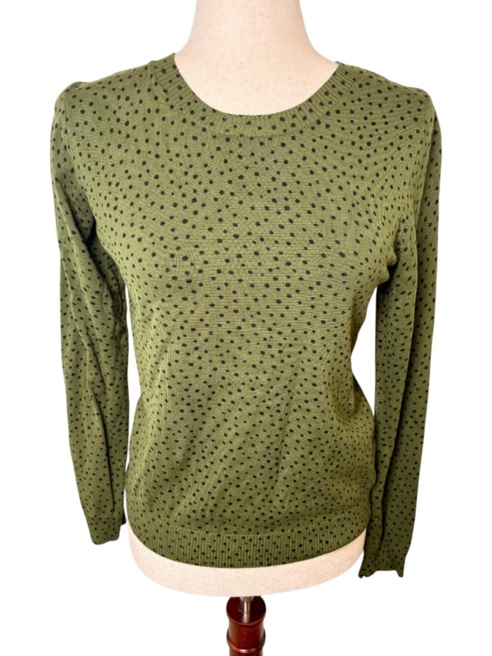 Bobeau Petite Olive Green Black Polka Dot Crewneck Sweater Medium Petite